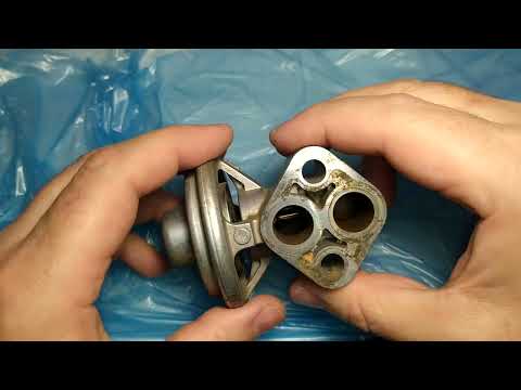Видео: Проверка клапана ЕГР EGR с демонтажем Mitsubishi Lancer 9 (Часть 2).