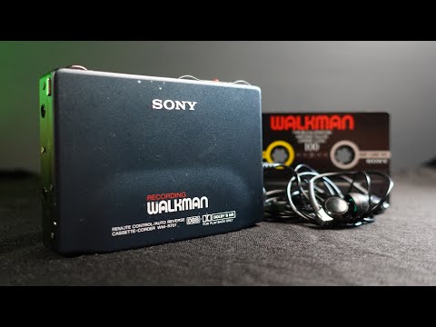 Видео: Ремонт прижимного ролика Walkman и адаптер для наушников