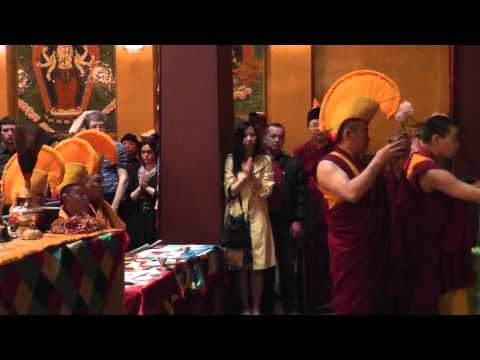 Видео: Торжественный молебен Часть 3 (10.05.13)