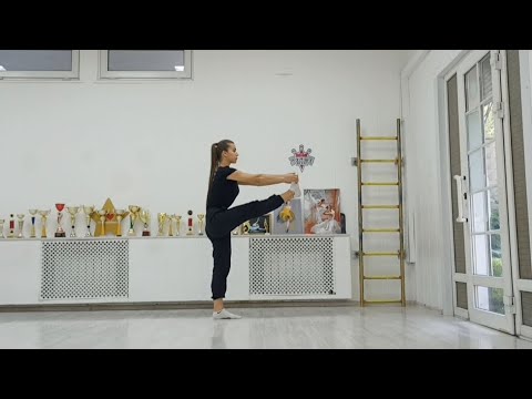 Видео: 10 прыжков для разогрева подколенных мышц и связок