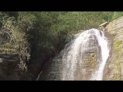 Видео: Абхазия! Ткуарчал и Акармара (города-призраки и водопады)