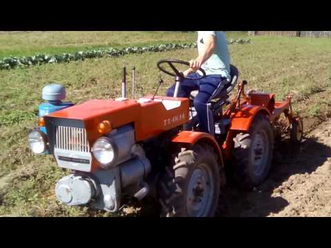 Видео: TZ-4K-14 Копаем  картошку самодельной копалкой