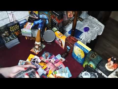 Видео: Что сейчас происходит в доме и жизни врага 🪨💣🏹 ТАРО онлайн гадание 🌞 🪄👑🧨