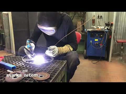 Видео: Сварка колеса от ленточной пилы
