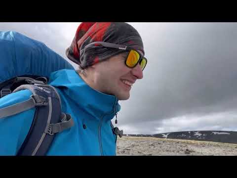 Видео: Хибины 2023 — Одиночный поход 2 серия (Рисчорр,  озеро Академическое, Кукисвумчорр, Малый Вудъявр)