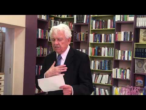 Видео: Вадим Крищенко У могили молодих воїнів