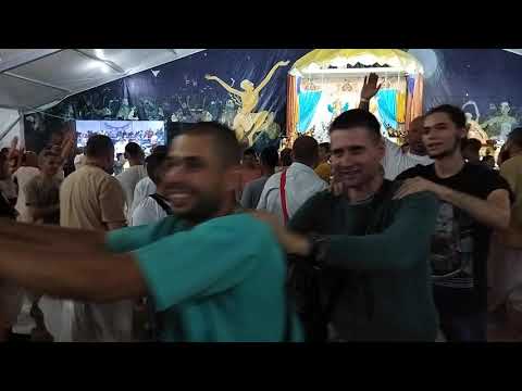 Видео: ЕМ Врадж Гопал прабху || Вечерний киртан || Бхакти Сангама 2021 || день 4