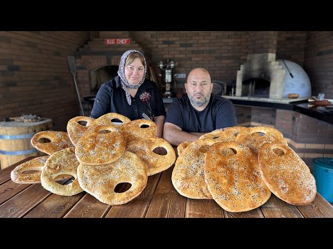 Видео: 10 Лет Печём Домашний Хлеб В Печи !