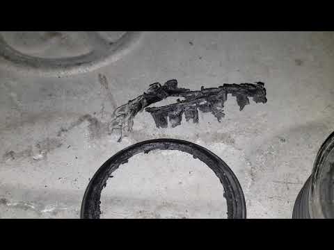 Видео: Renault Premium, помпа, пропала циркуляция охлаждающей жидкости, мороз и обводные ролики.