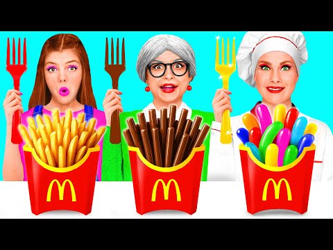 Видео: Кулинарный Челлендж: Я против Бабушки | Веселые Кухонные Трюки от AZaZa Challenge