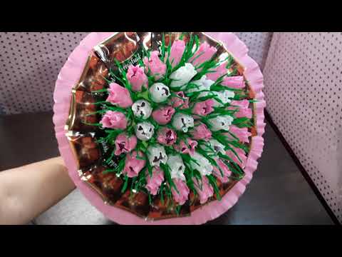 Видео: Как сделать свит букет из чая и конфет. Сладкий букет. Букет из гофрированной бумаги