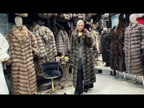 Видео: 💥 Шубы Альта Мода на Садоводе. Синоним Элегантности