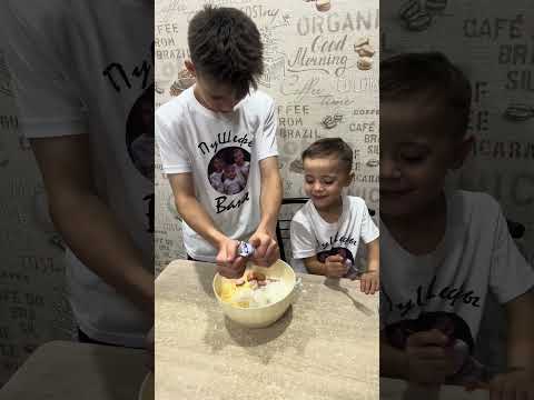 Видео: Сосисочный чизкейк