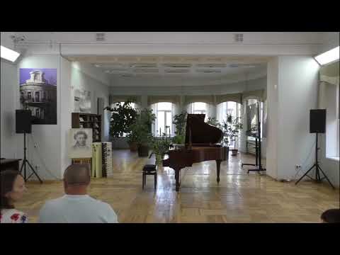 Видео: Сольный концерт "От Баха до Э. Сати". Играет лауреат международных конкурсов Антон Хазипов