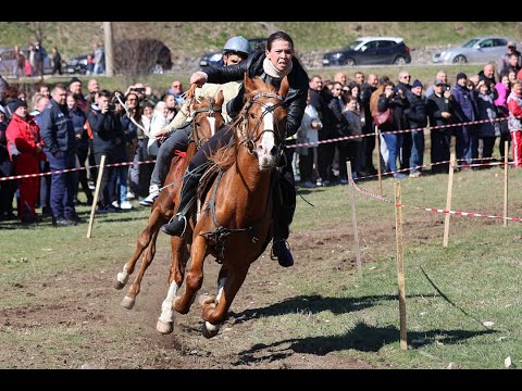 Видео: Копривщица Тодоровден 2024
