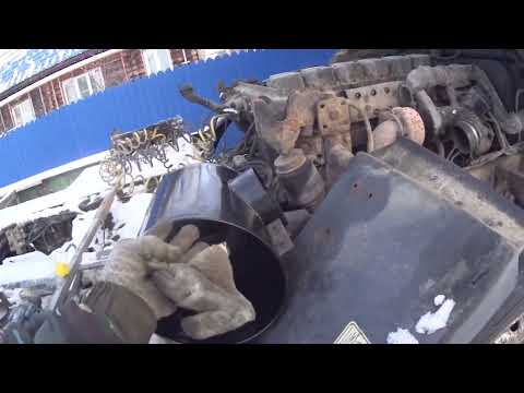 Видео: Ман Командор Ф2000. Переношу воздушный фильтр из под подножки за кабину.