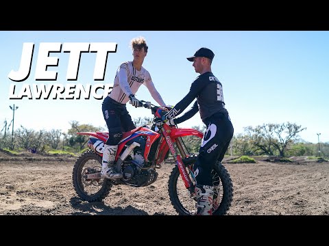 Видео: КЛАСС С ДЖЕТТОМ ЛОУРЕНСОМ