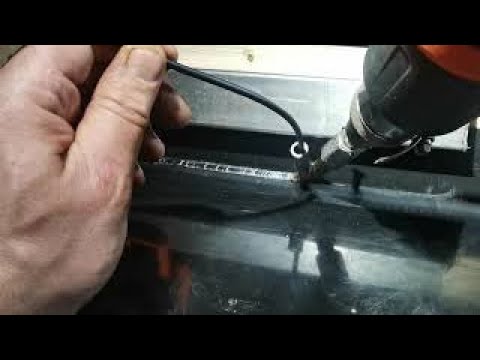 Видео: пластиковые поддоны, для перепелов , куриц и животных