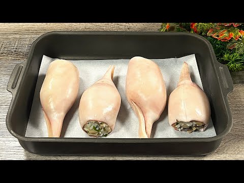 Видео: Хитрый трюк от бабушки из Кореи❗️ Кальмары, фаршированные рисом и грибами. Все поражены