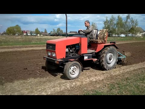 Видео: Самодельный трактор с двигателем Москвич импровезированый культиватор