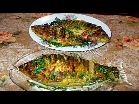 Видео: КАРАСИ ЗАПЕЧЕННЫЕ В ДУХОВКЕ С ИКРОЙ И ЛУКОМ ПРАЗДНИЧНЫЕ