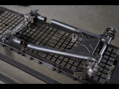 Видео: Правка, удлинение и усиление маятника Suzuki Grasstracker 250