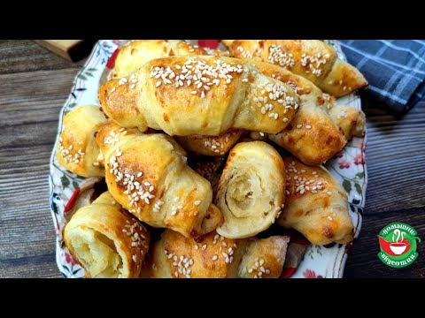 Видео: Маслени кифлички | Рецепта за маслени кифлички със сирене и кашкавал | Бързи кифлички без мая |