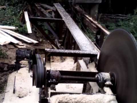 Видео: самодельная пилорама