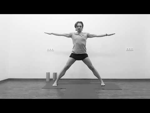 Видео: Утхита Хаста Падасана (Поза вытянутых рук и ног). Техника выполнения.