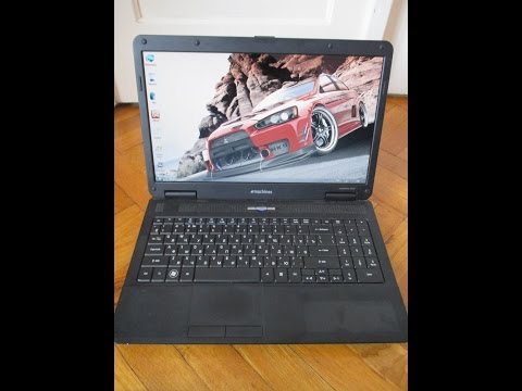 Видео: Ноутбук Acer eMachines E527 обзор №13