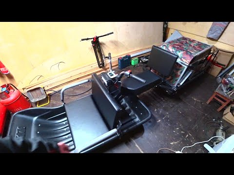 Видео: Сделал снегоход к Новому Году .