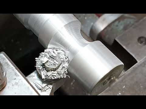 Видео: Инструменты для токарной обработки металла и идеи, которые вы никогда не видели раньше