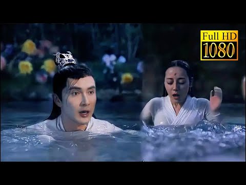 Видео: Фэн Цзю упала в воду и была настолько ошеломляющей, что император влюбился с первого взгляда.
