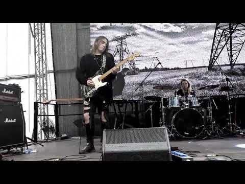 Видео: Lie Johnny @ Gothwave Open Air Pravda Москва, 12.07.2025