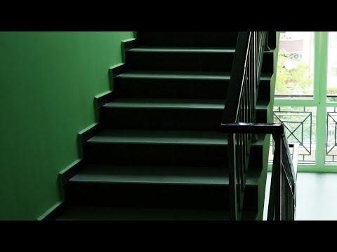 Видео: Страшилка "Подъезд"