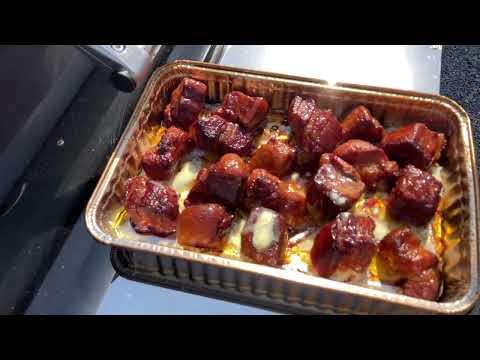 Видео: Карамелізовані шматочки свинячого черевця/Pork Belly Burn Ends