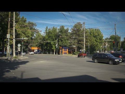 Видео: Улица Белинского угол Панфилова остановка Чайковского Кишинев июнь 2018