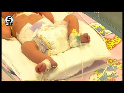 Видео: Неизвесно дали претепаното бебе ќе го поврати видот