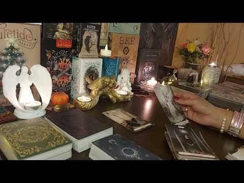 Видео: Таро🪽Човека в Огледалото!🪞Водолей♒️🍀