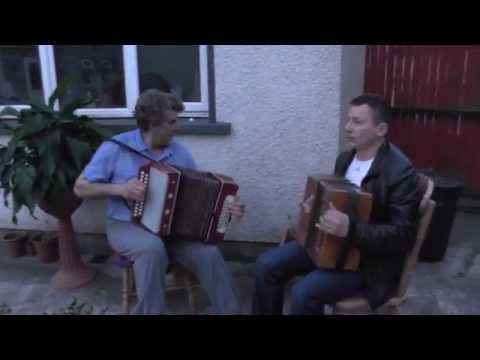 Видео: 1. Musicians from Ireland  - Страдания - русская народная.