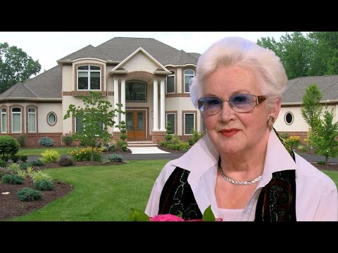 Видео: Анна Шатилова как живет и о чем жалеет диктор Центрального телевидения Нам и не снилось