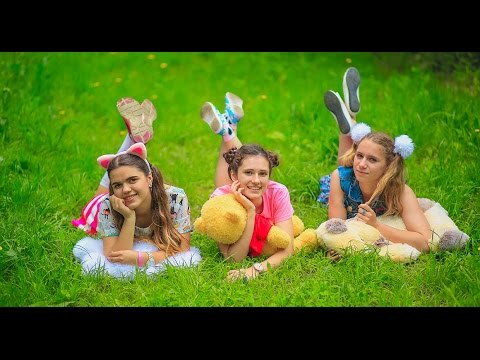 Видео: УХОЖУ! Видеоклип 2021 Школа 11 класс Выпускной  Последний  звонок