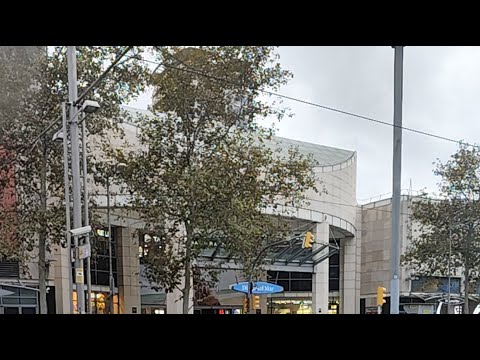 Видео: Вечерняя Барселона из окна автобуса. Лариса Никитина в прямом эфире!