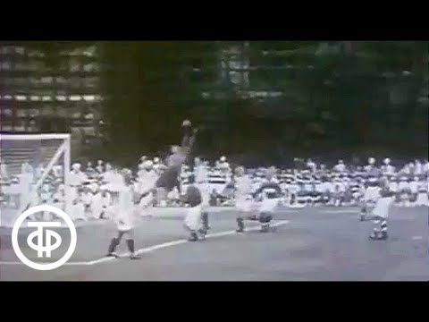 Видео: Футбол сквозь годы. Н.Старостин о себе, футболе и Сталине (1990)