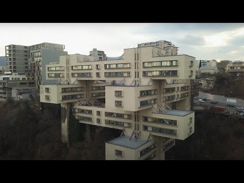 Видео: Необычные здания Тбилиси | Советский модернизм в Грузии