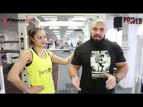 Видео: Как научиться приседать?