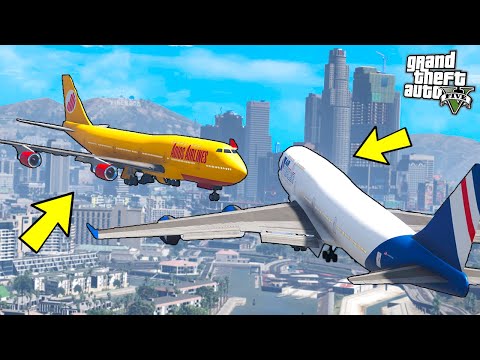 Видео: Два Самолёта СТОЛКНУЛИСЬ В НЕБЕ! Страшная АВИАКАТАСТРОФА в GTA 5!
