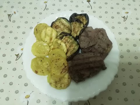 Видео: Жарим мяско. Электрогриль Kitfort KT-1602