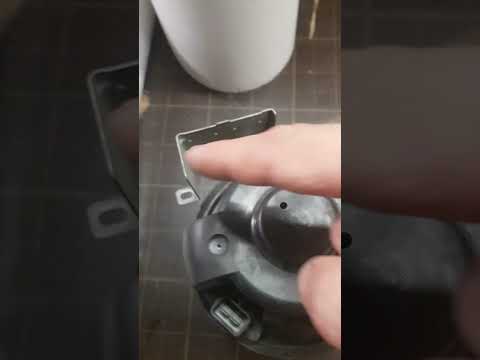 Видео: как снять моторчик печки форд транзит с кондиционером