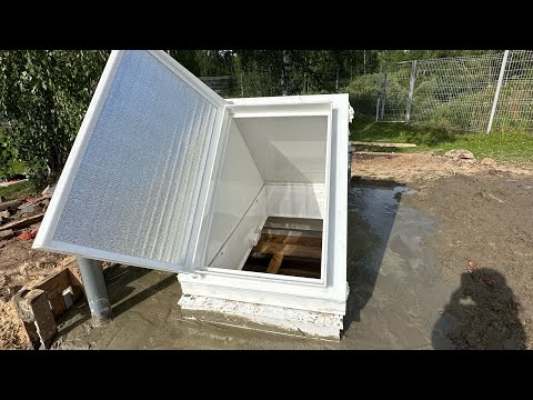 Видео: Готовый пластиковый погреб после года эксплуатации.